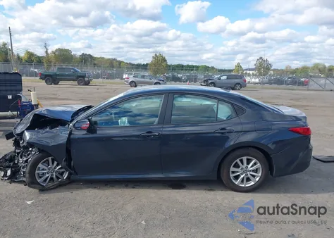 2025 Toyota Camry Le from USA, damaged, VIN 4T1DAACK5SU042365